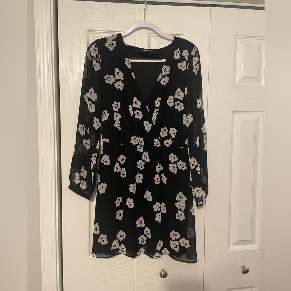 Black and white floral Express dress, size M.